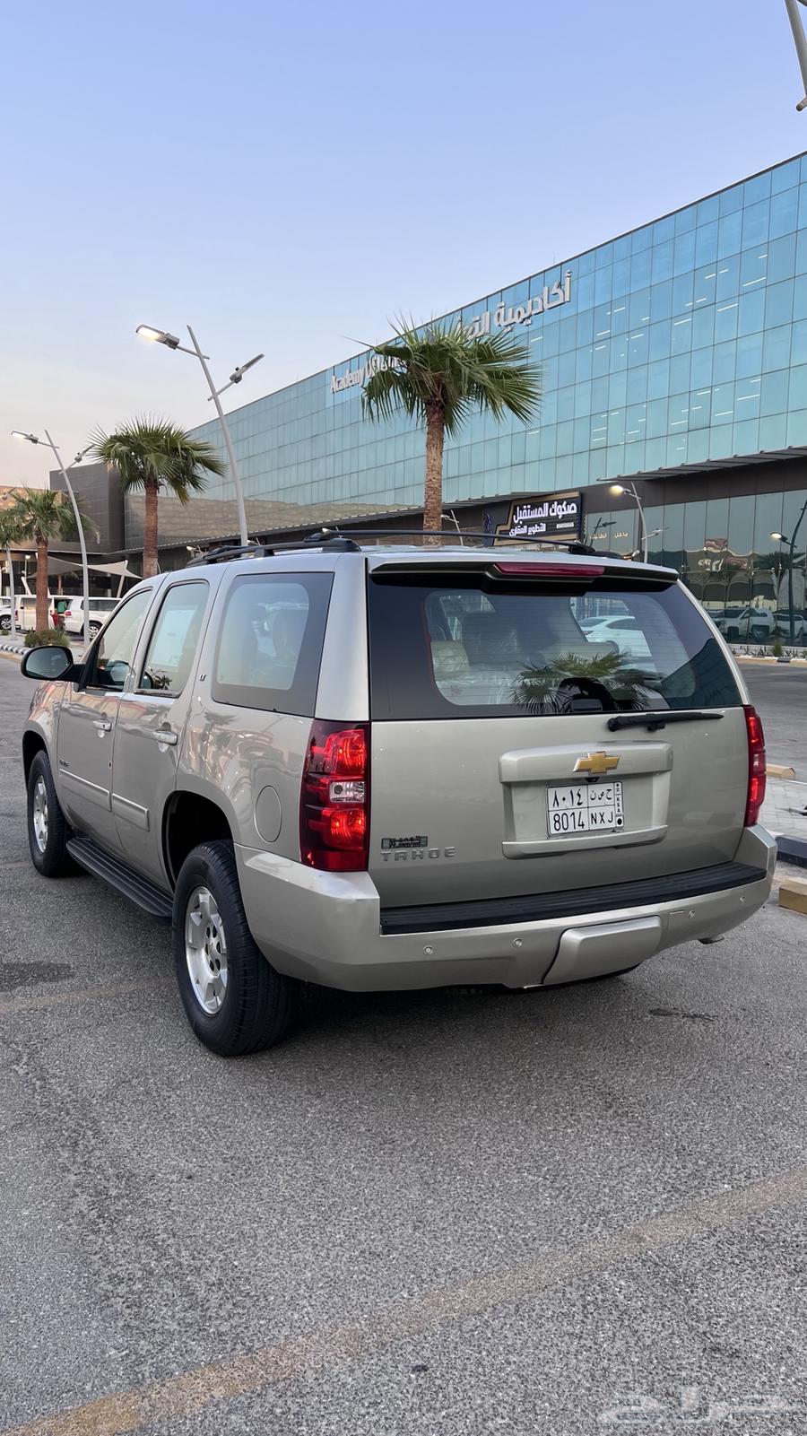 تاهو اللون ذهبي ممشى 183 ألف دبل64532480075777111