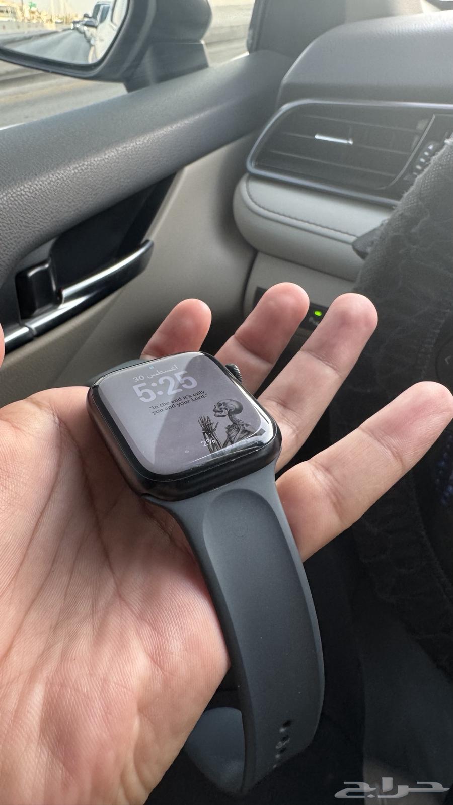 ساعه ابل64386752673665113