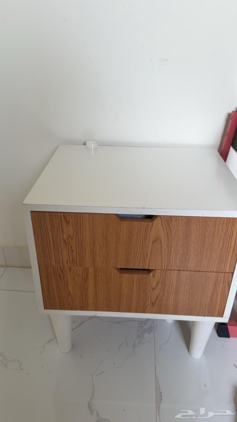 مرايه مع طاولتين64378746001537111