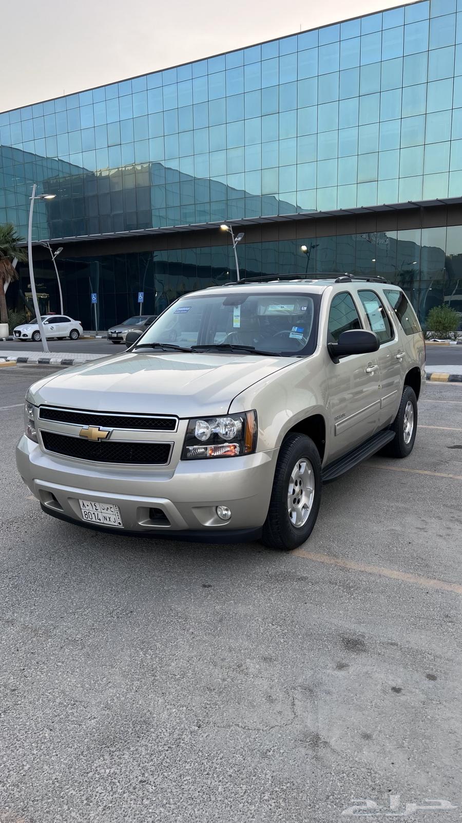 تاهو اللون ذهبي ممشى 183 ألف دبل64532480075777110