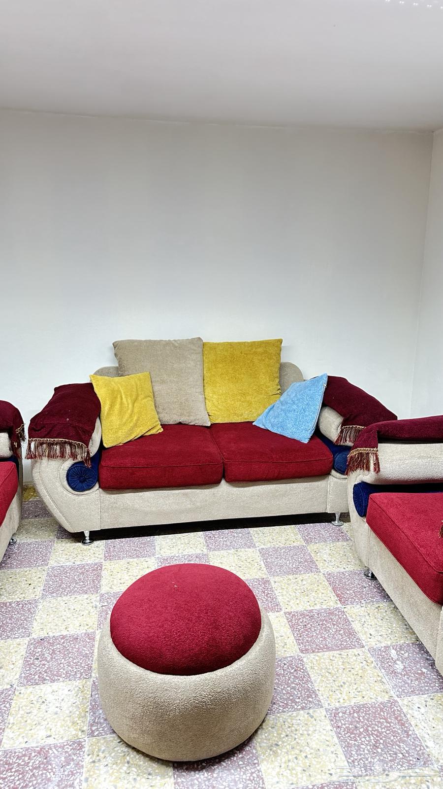 كنب 8 نفر و كنب نازل يتسع لعشره نفر للبيع64385873350658111