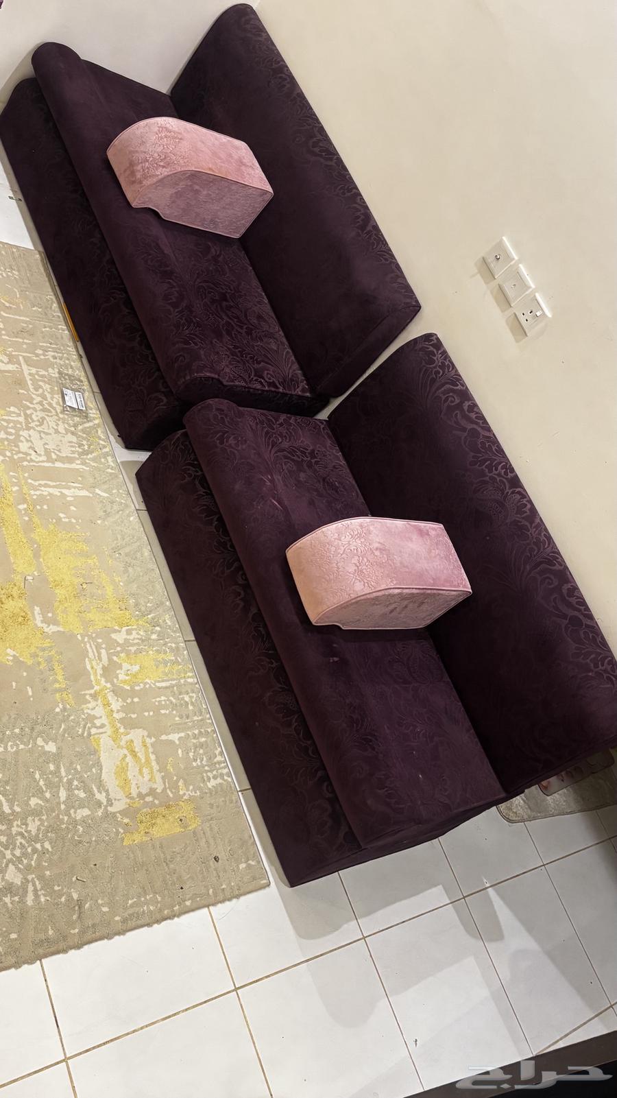 قطعتين كنب للبيع64390277847682110