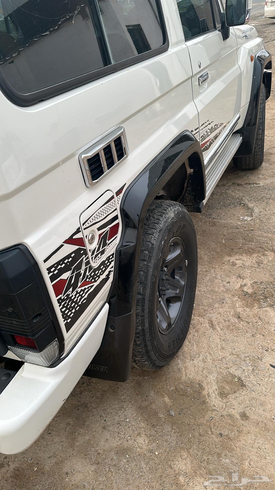 2023 Prado Full Model, Almost New64520954609153111