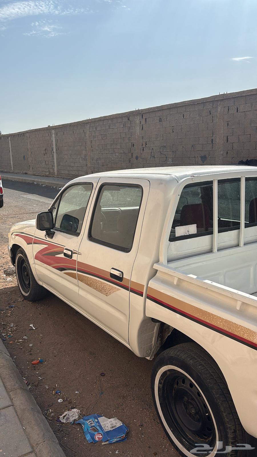 HiLux 200164523358735362113