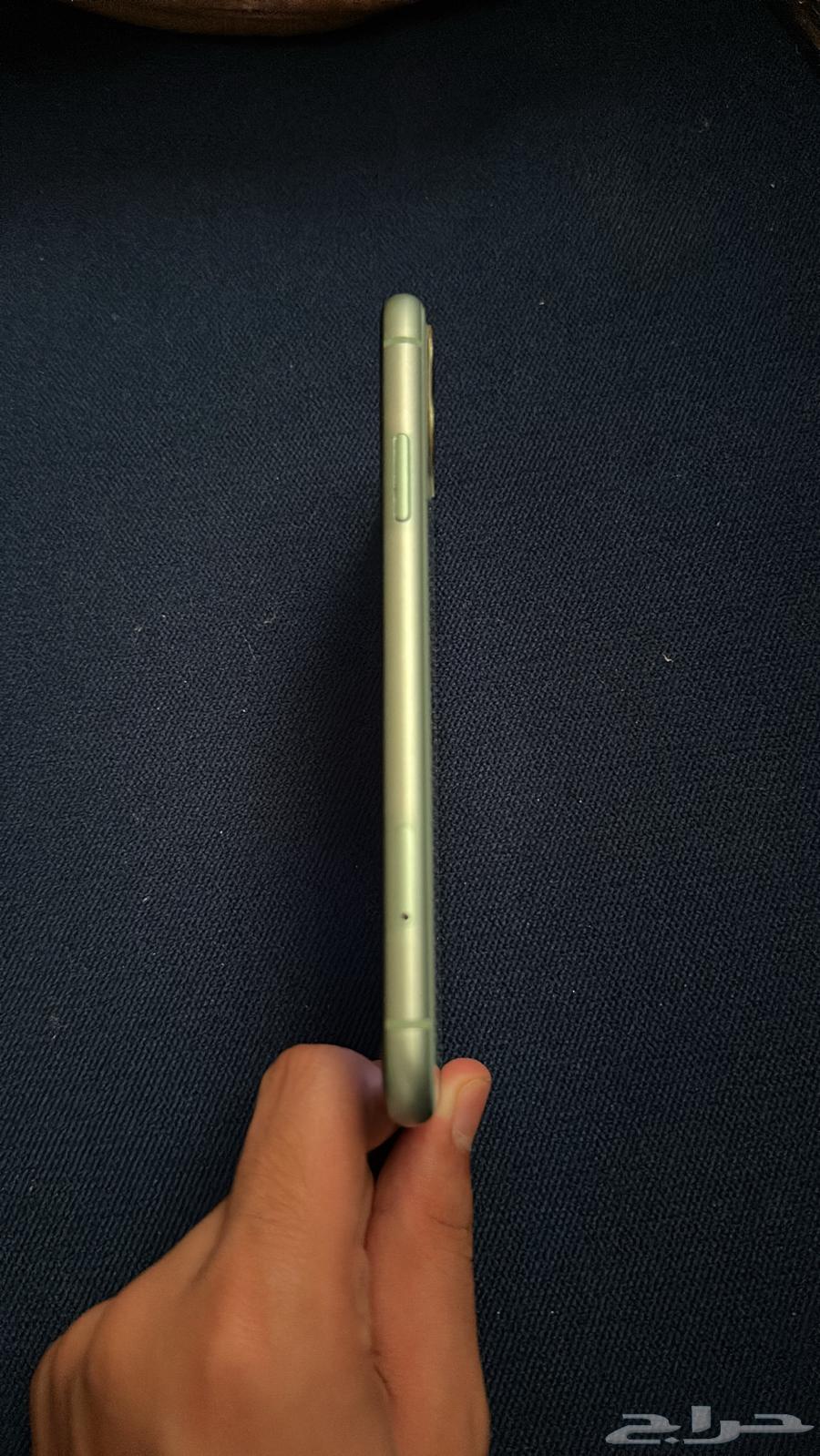 iPhone 11 mobile is clean, never been repaired, and priced at 55064383136247426112