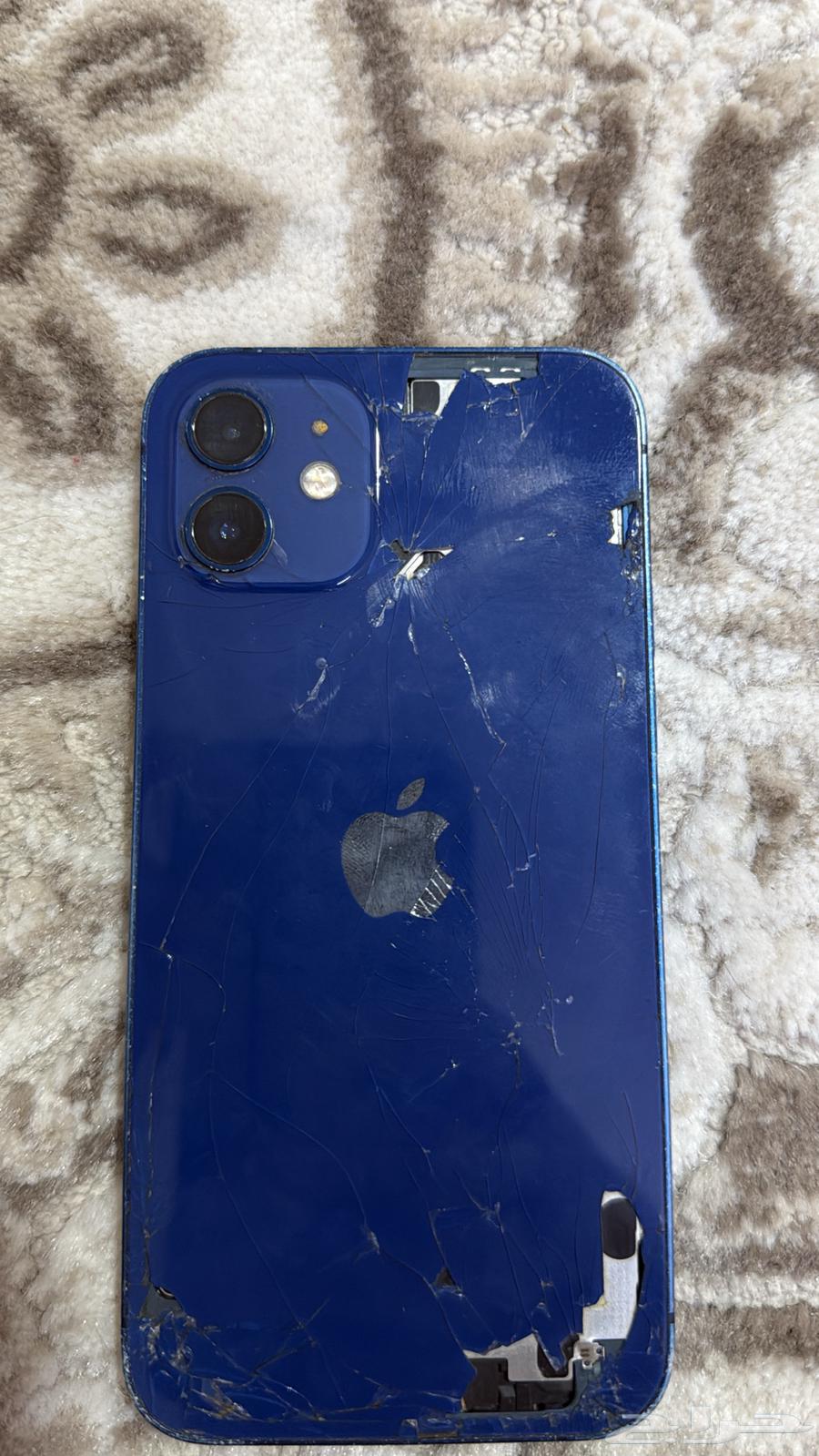 ايفون 12 للبيع64378615556227110