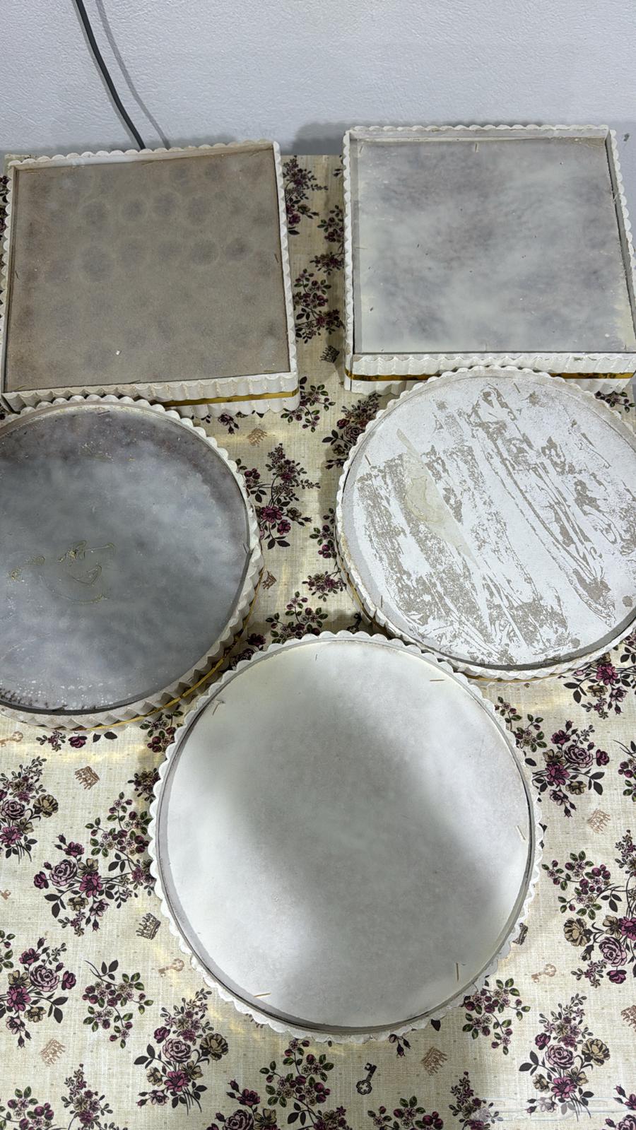 Serving plates64378382725891111