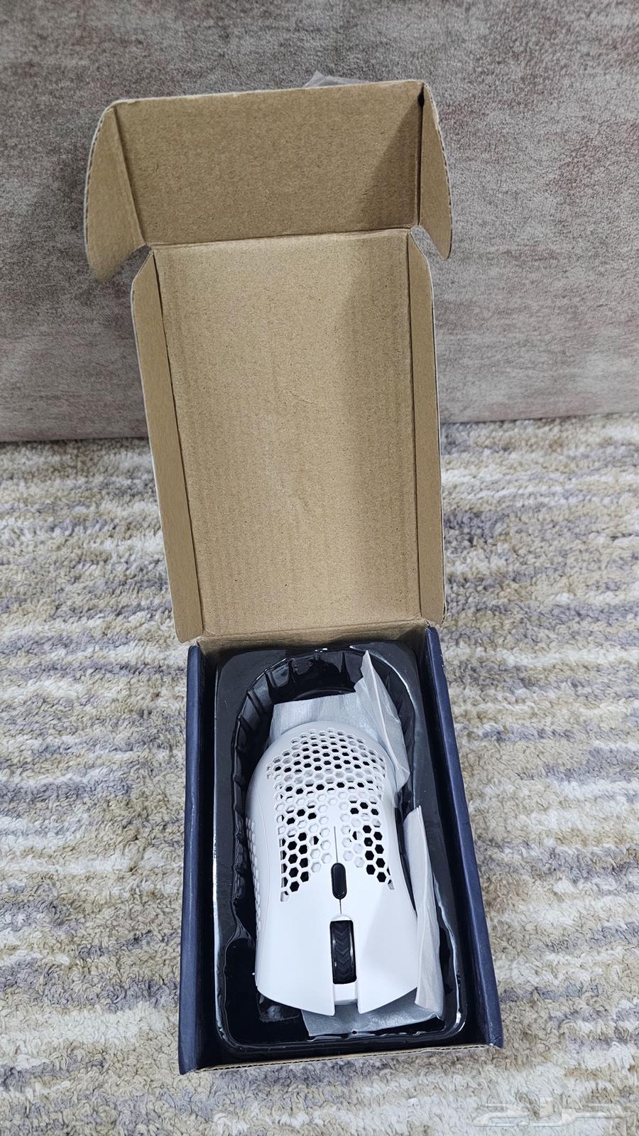 For sale, a set of items64378760467458114