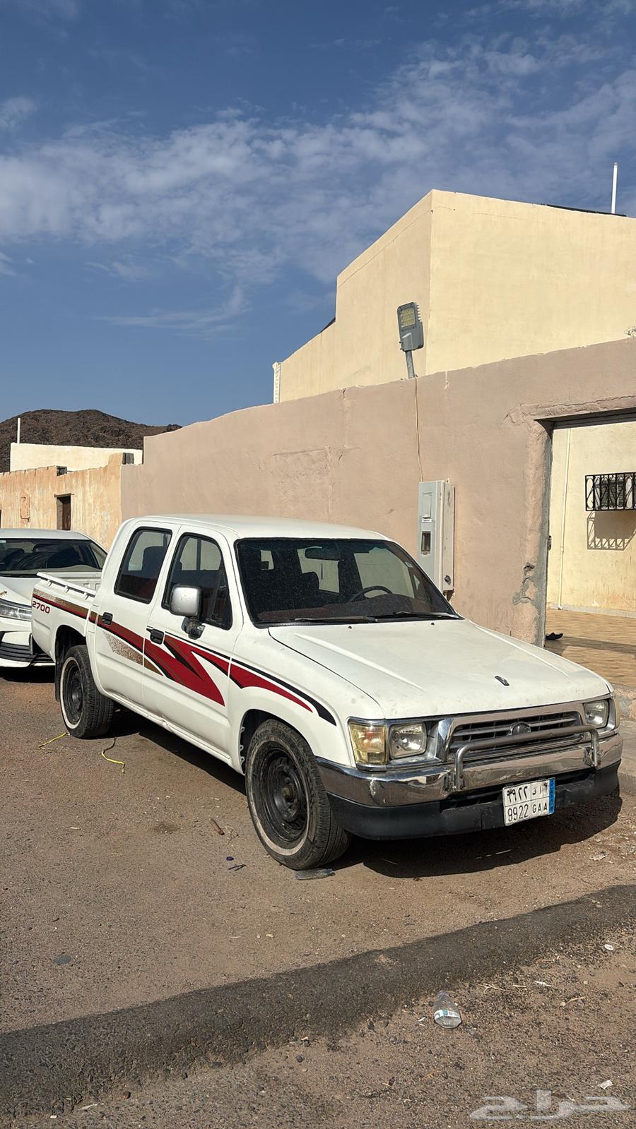 HiLux 200164523358735362110