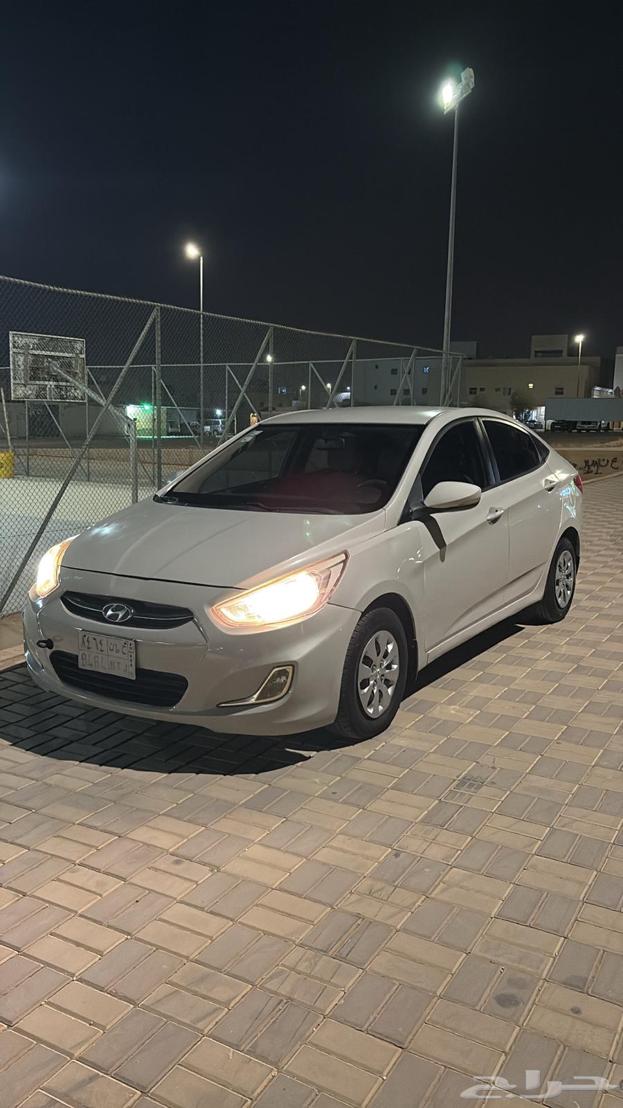 Accent64537909676546112