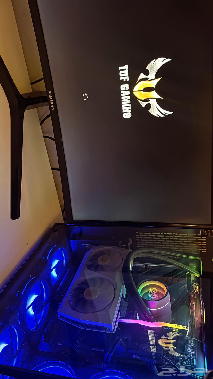 بي سي وشاشة للبيع64390582481795112