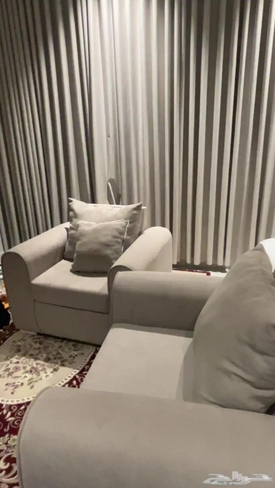 كنب ابو نفر نضيف وجديد64386683148545110