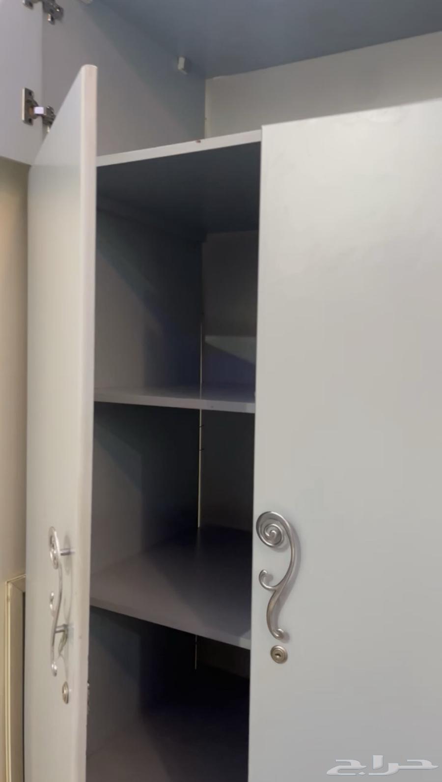 غرفة للبيع مستعملة64391292289794110