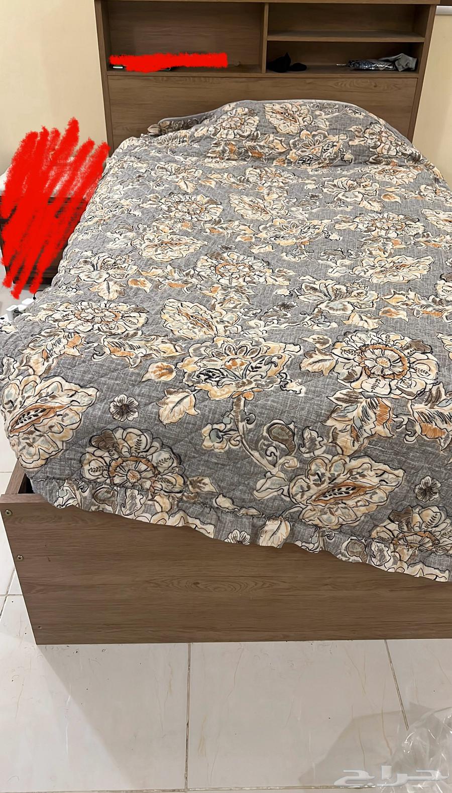 سرير نفر ديلوكس بدواليب و معاه المرتبة64389806093187112