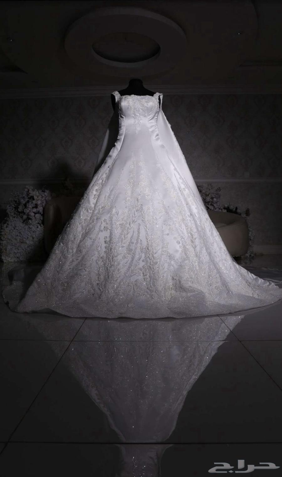 فستان زواج ابيض تصميم خاص شامل الطرحة و الجيبون64392086811009111