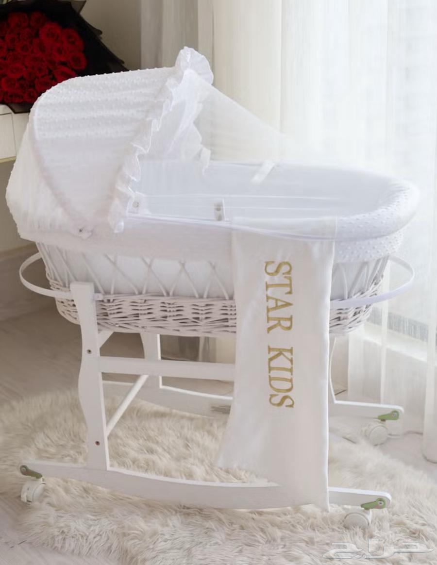 Baby crib Moses basket, new, used for only two months64382224588931110