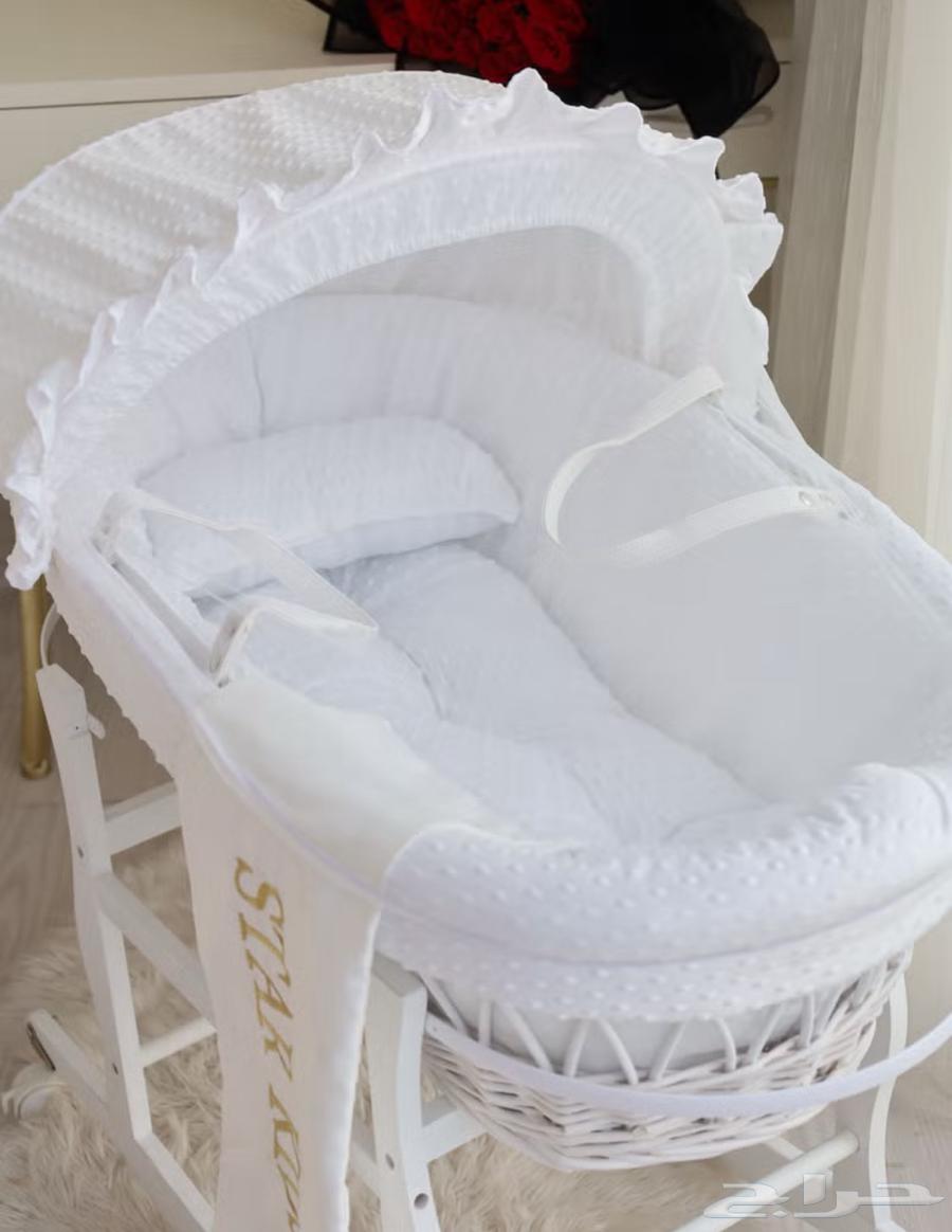 Baby crib Moses basket, new, used for only two months64382224588931111