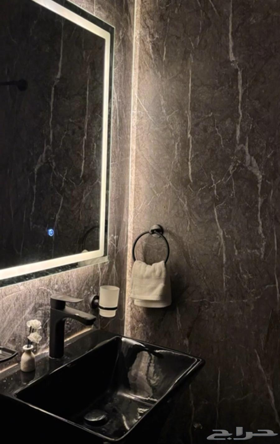 للبيع اثاث استديو بالكامل64391357522563110