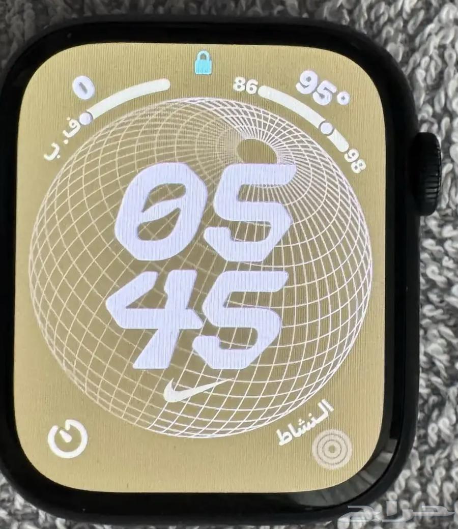 ساعة ابل للبيع64390471928321110