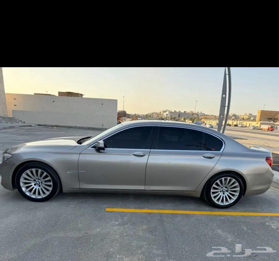 بي ام دبليو الفئة السابعه64535118611714111