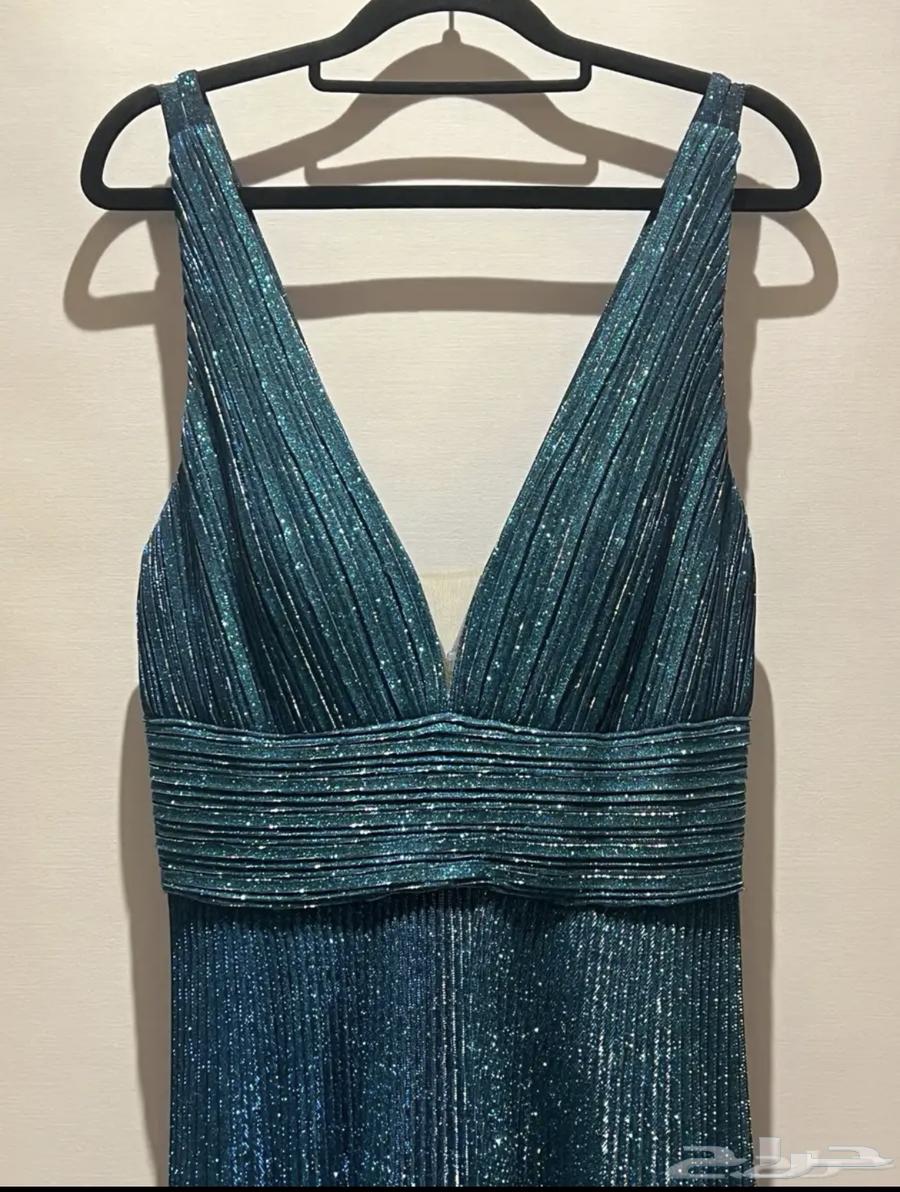 فستان جوفاني JOVANI مقاس ميديم 490 ريال64391292281347113