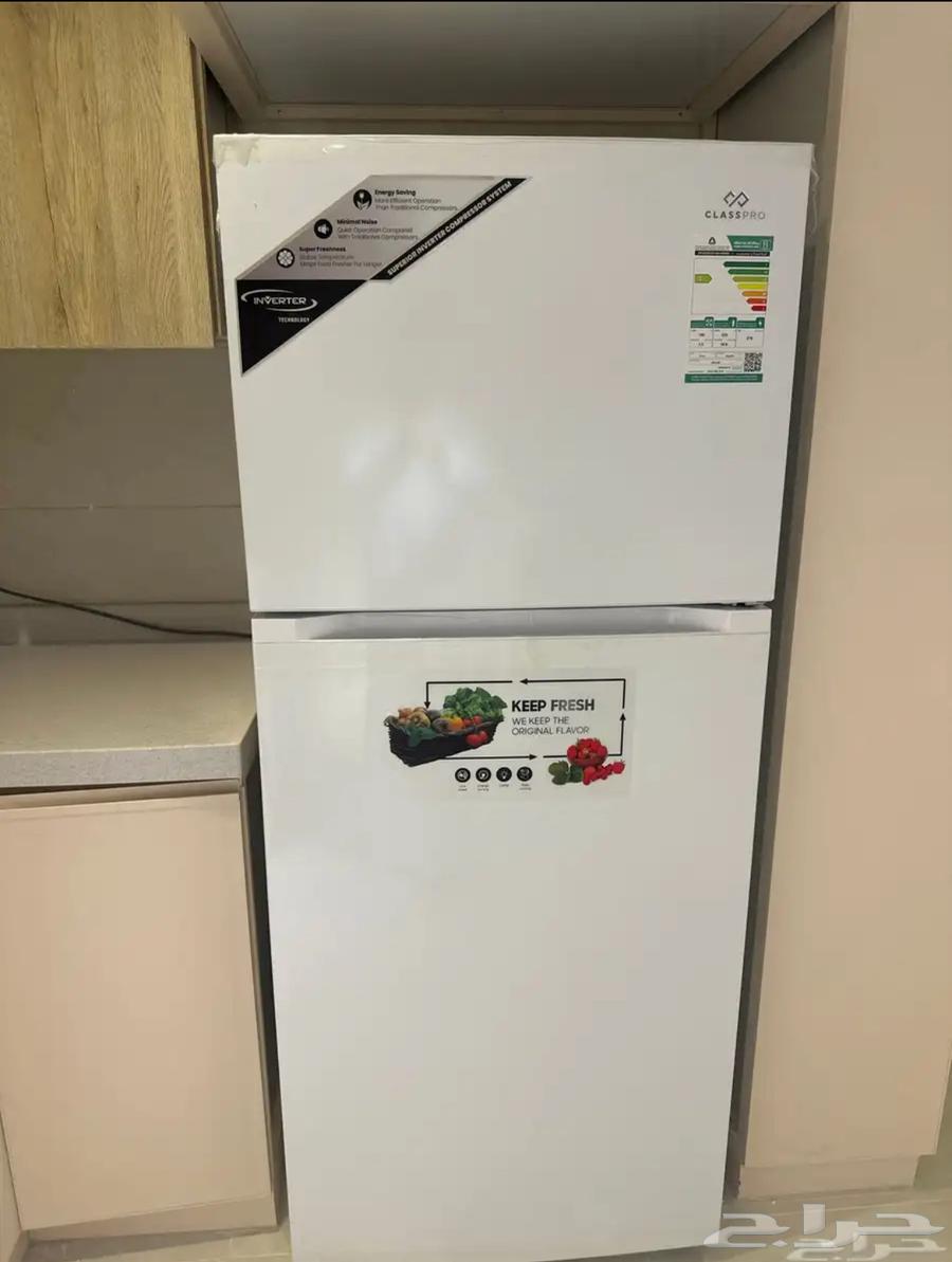 ثلاجه جديده بكراتينها64378367971331111