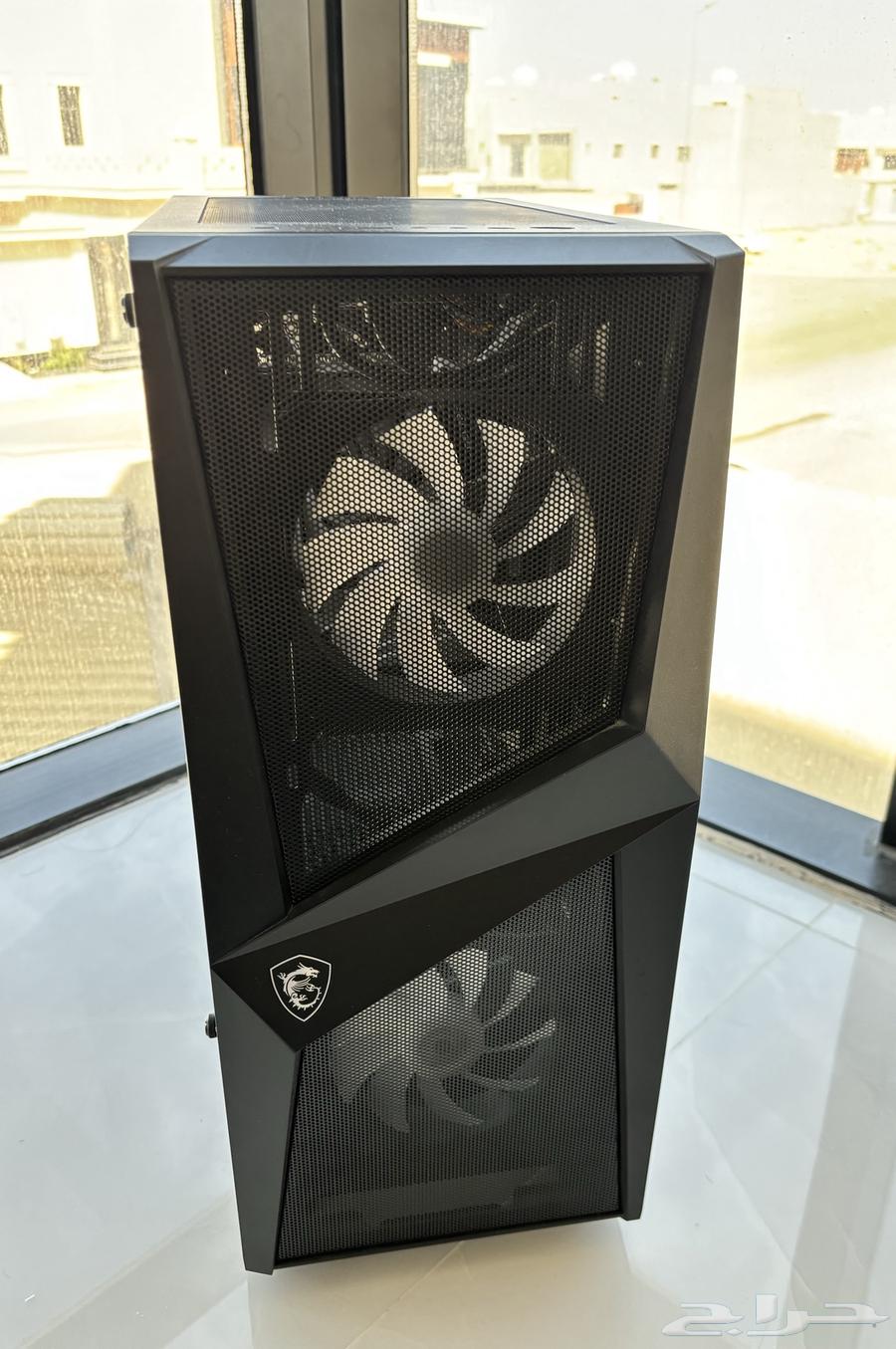 بي سي64381136557698111