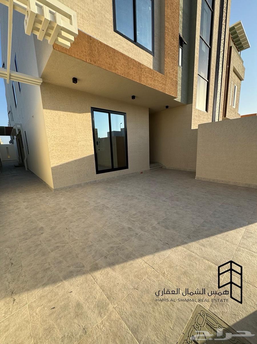 للبيع فيلا روف ارضي حي الاخضر بمدخل خاص63613334010753111