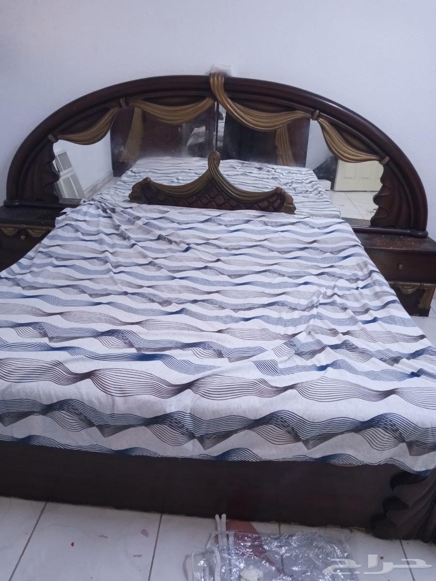 غرفة نوم مستعملة و كنبه64381342871042110