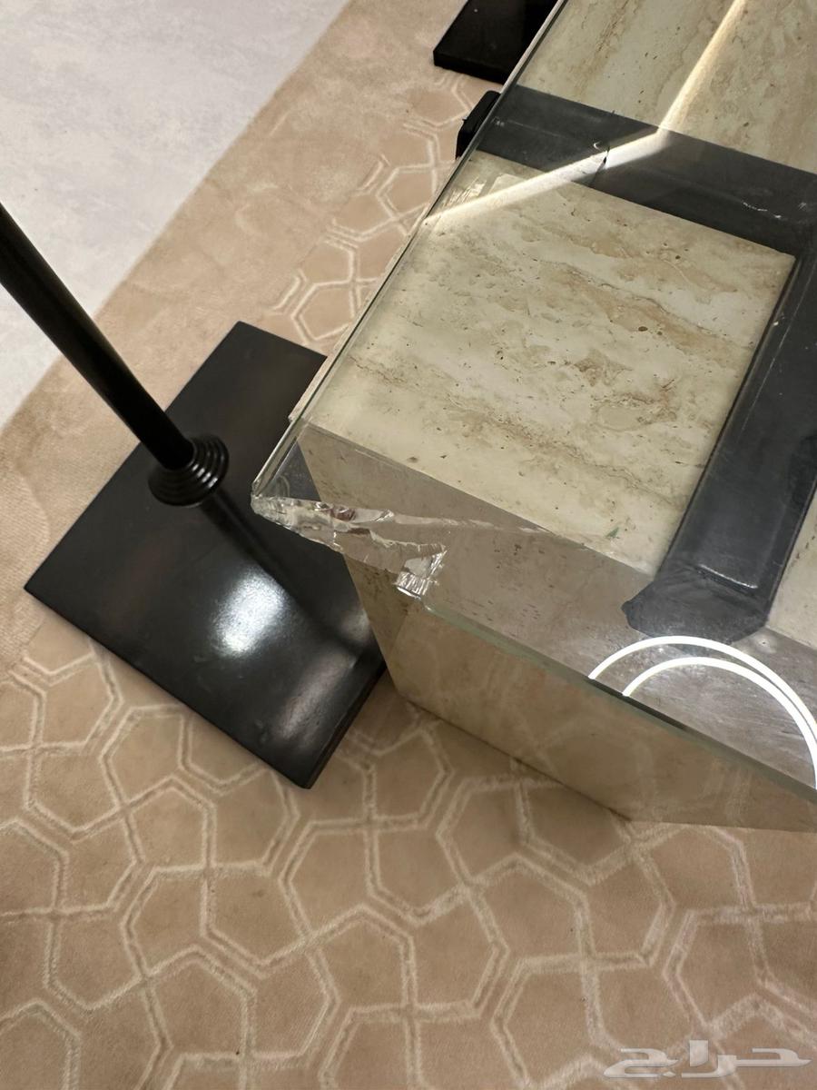 طاوله للبيع64378774726786113