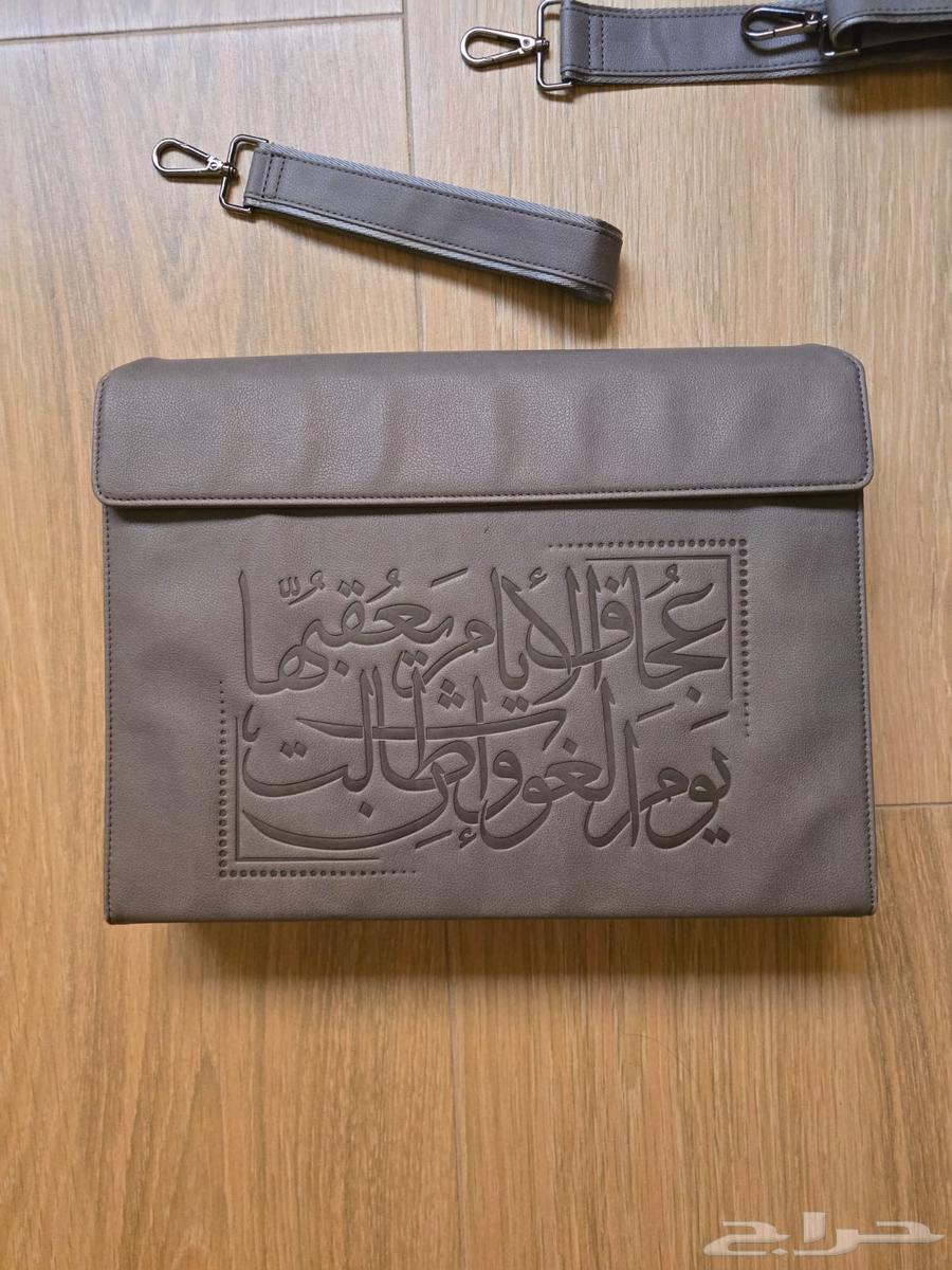 شنطة مؤنق (عجاف الايام يعقبها يوم الغوث وإن طالت)64384203398275110