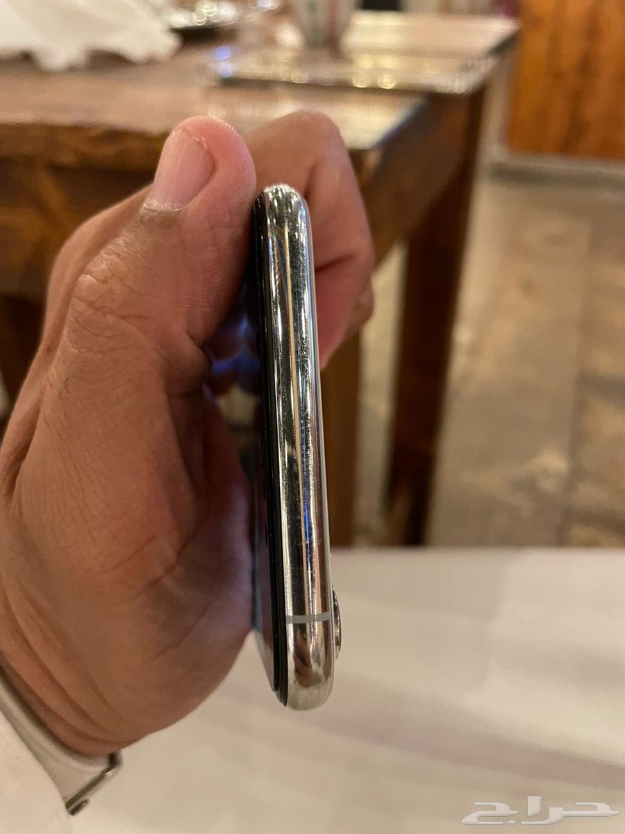 جوال iPhone Xs Max مستعمل نظيف64389058909185113