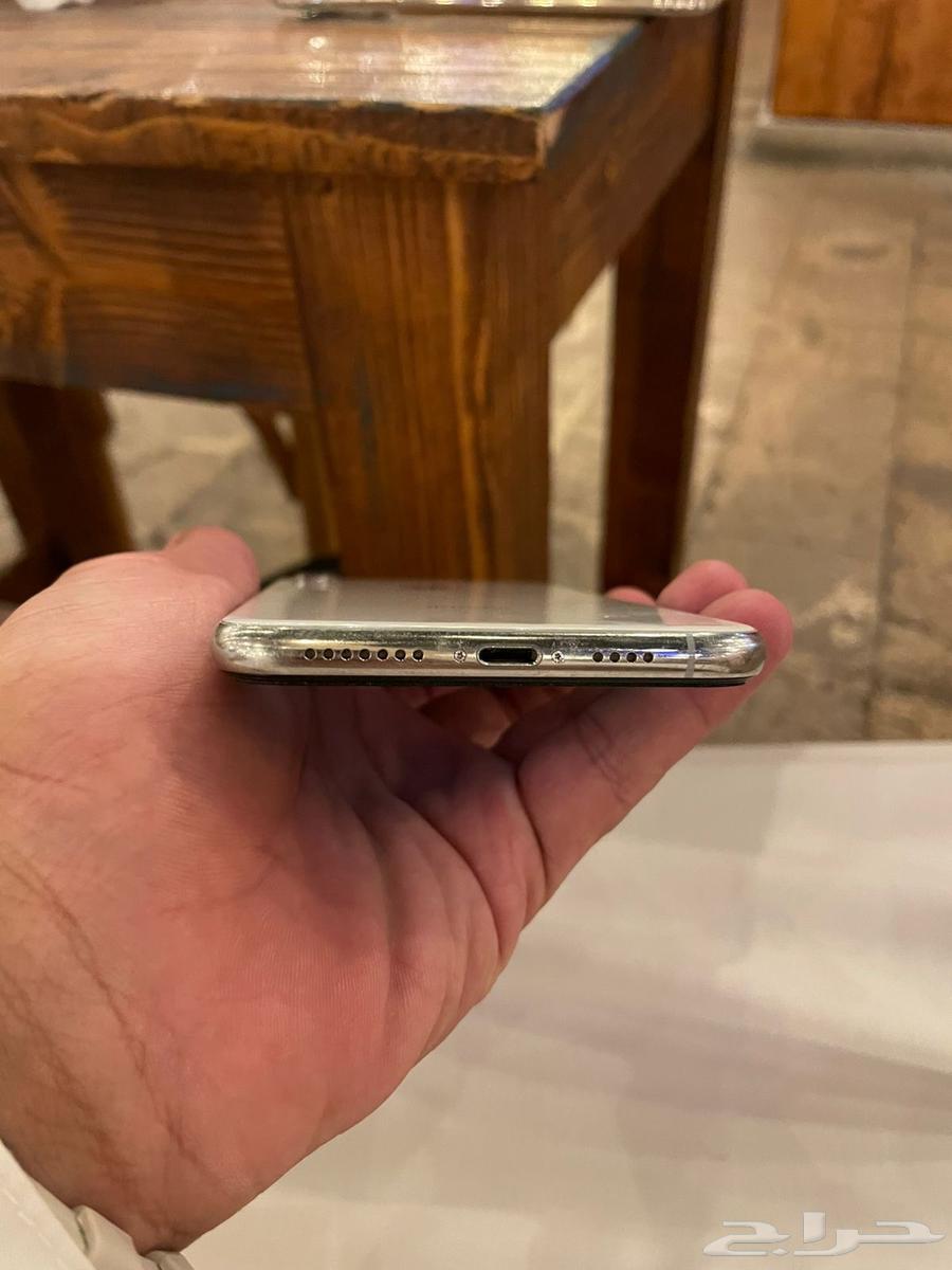 جوال iPhone Xs Max مستعمل نظيف64389058909185114