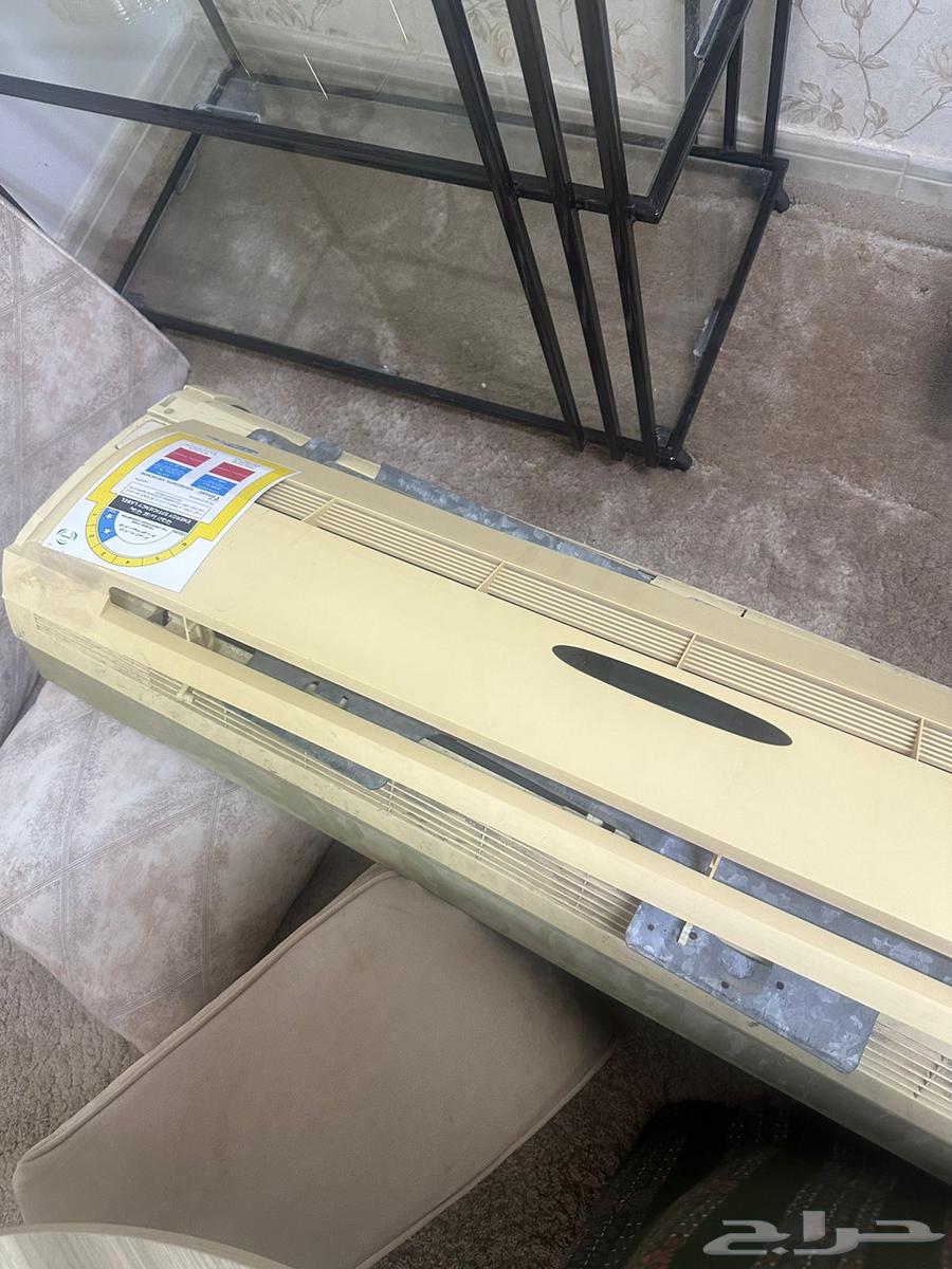 For sale, semi-new split air conditioner with a nice screen, installed before64389488293890112