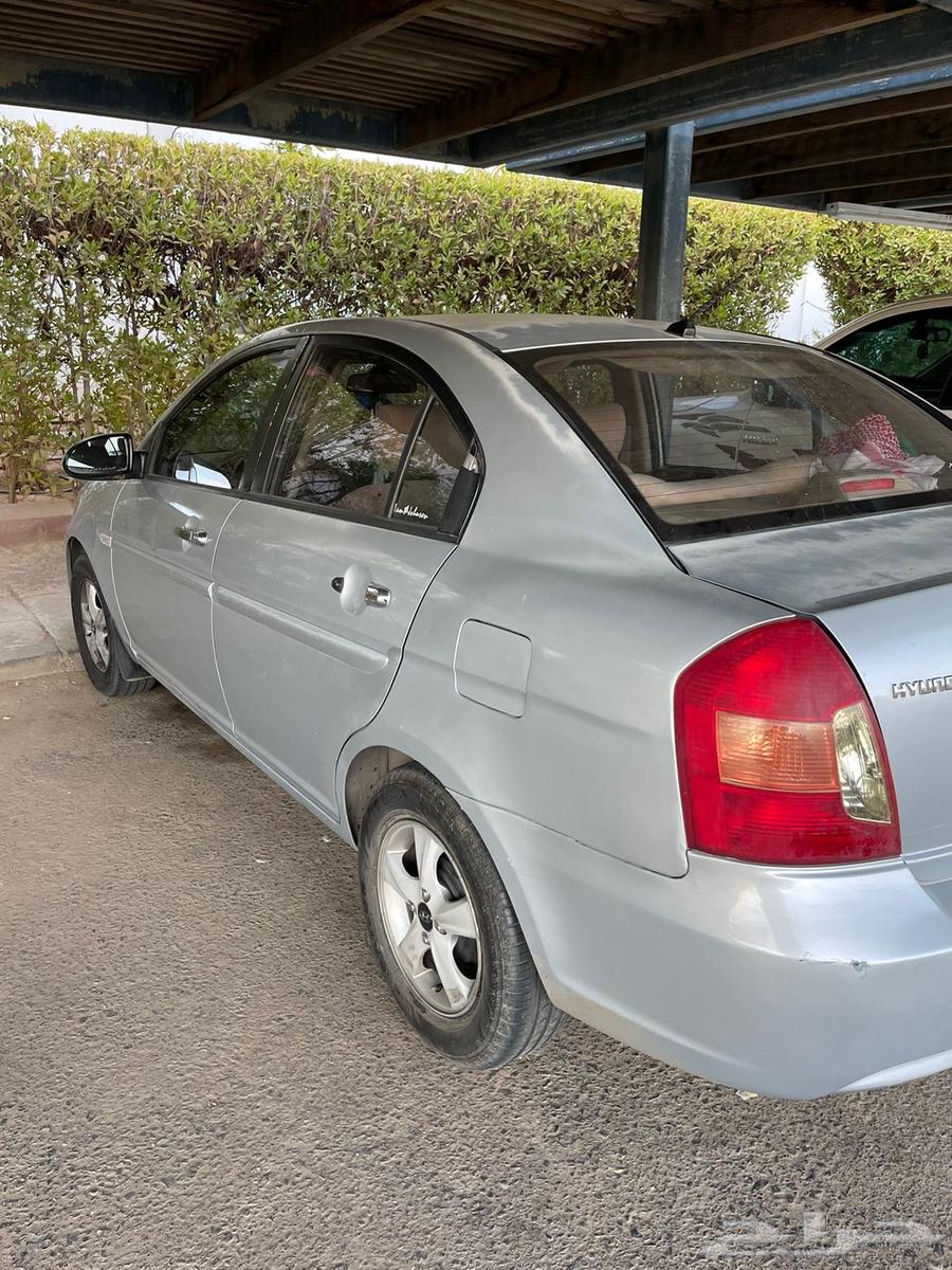 Accent Model 2010, manual transmission, clean, and registration renewed for one year64536028614145111