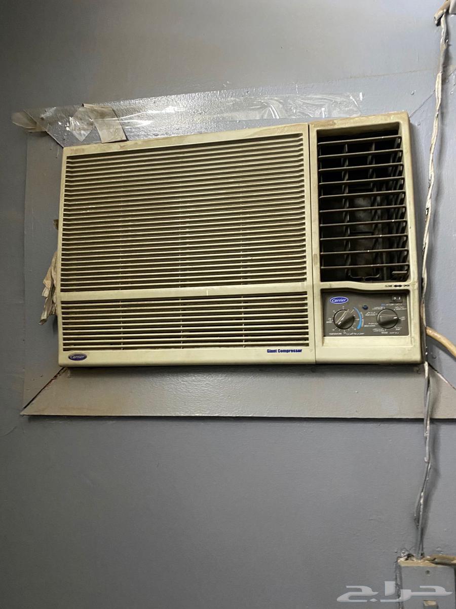 مكيف وتلفزيون للبيع64389943819651111