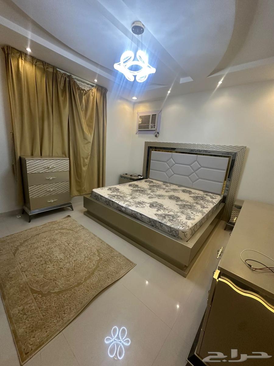 غرفة نوم شبه الجديد64392401700226114