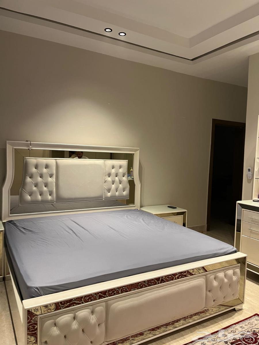 غرفة نوم للبيع شبه جديدة64390898101379110