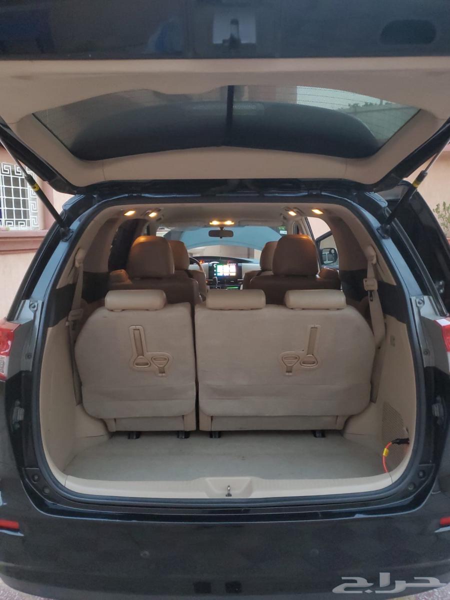 تويوتا بريفيا عائلية نصف فل 2014 SE64536585185409114