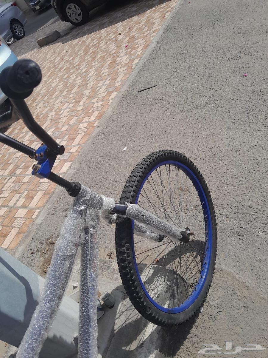 دراجه مستعملة نضيفه للبيع64385648629761113