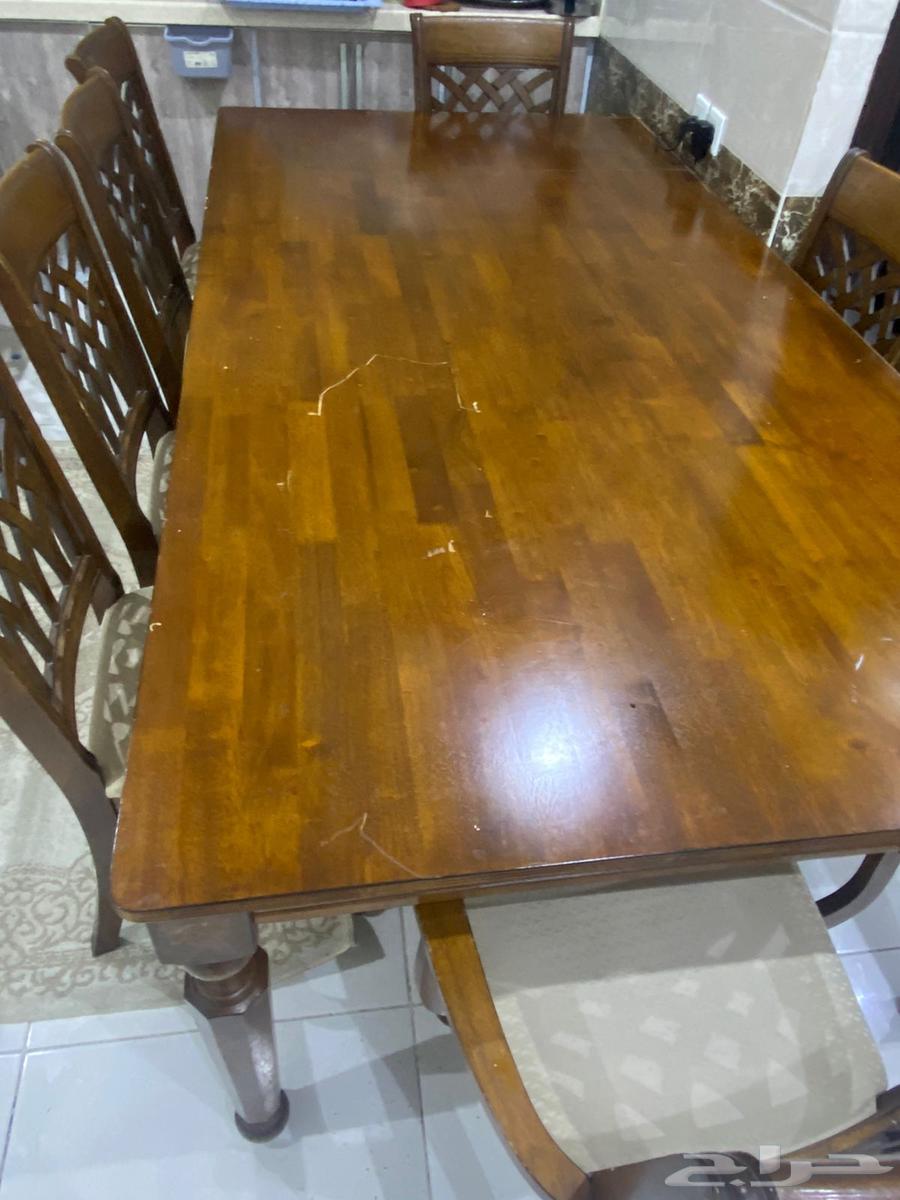 Tables64377754430338111