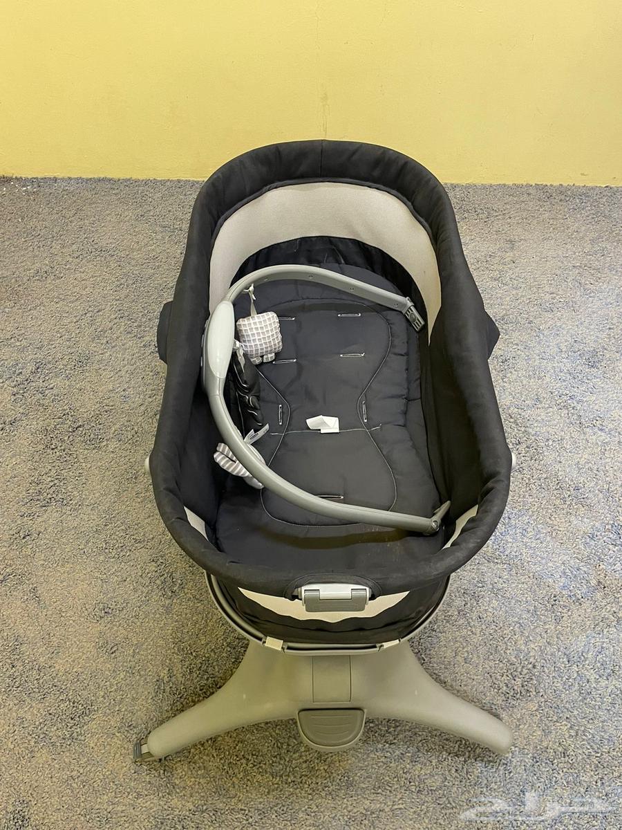 سرير اطفال شبه جديد64381740499586110