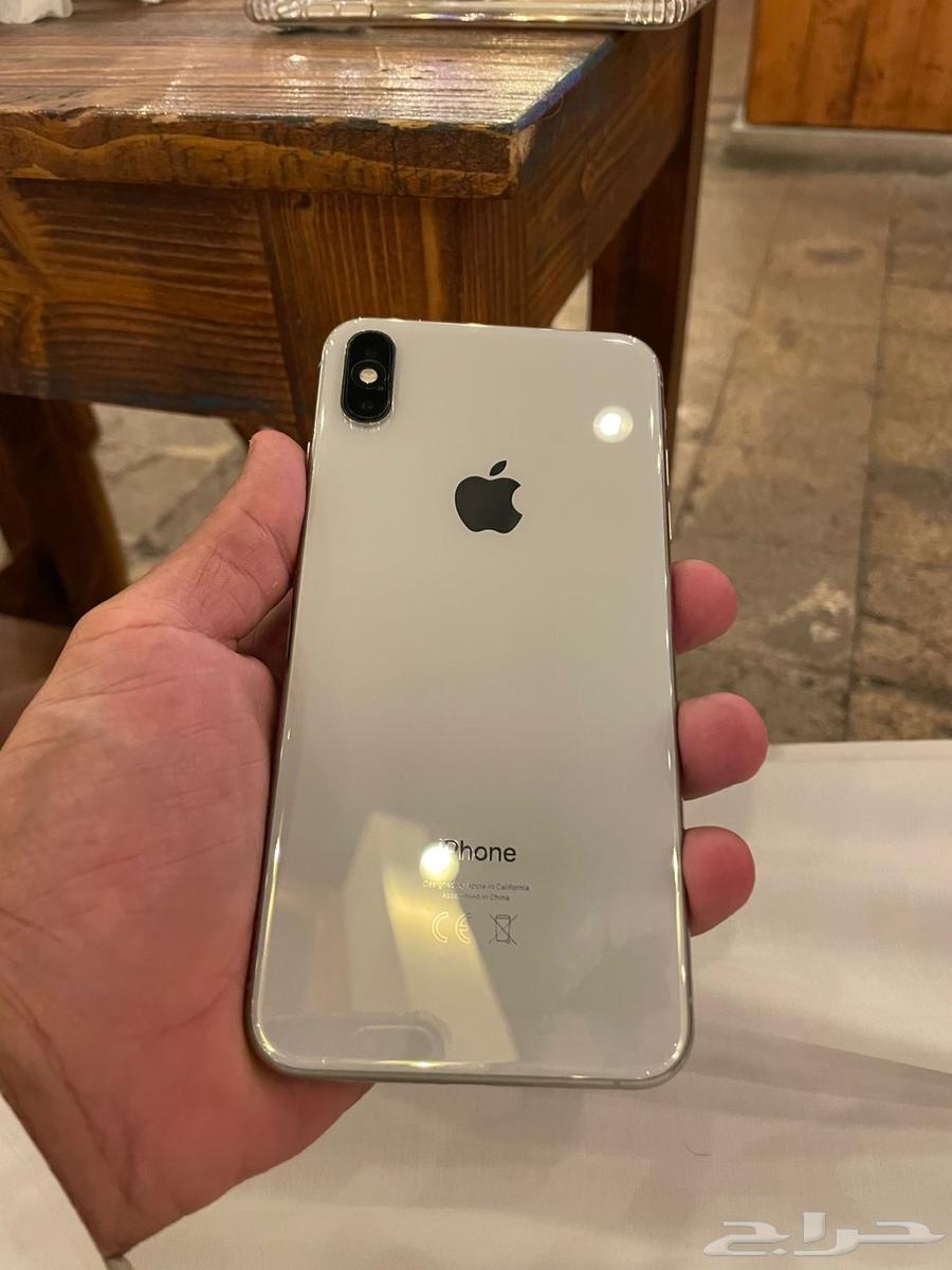 جوال iPhone Xs Max مستعمل نظيف64389058909185111