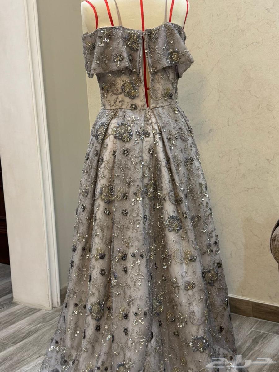 فستان ملكه شبه جديد64390554988802111