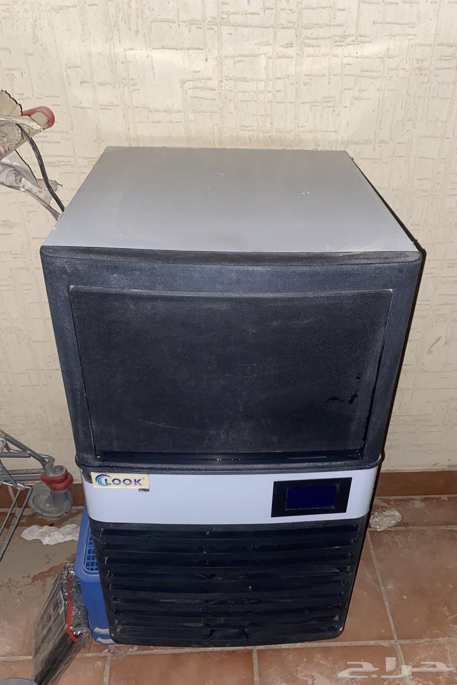 Ice maker64378339402242110