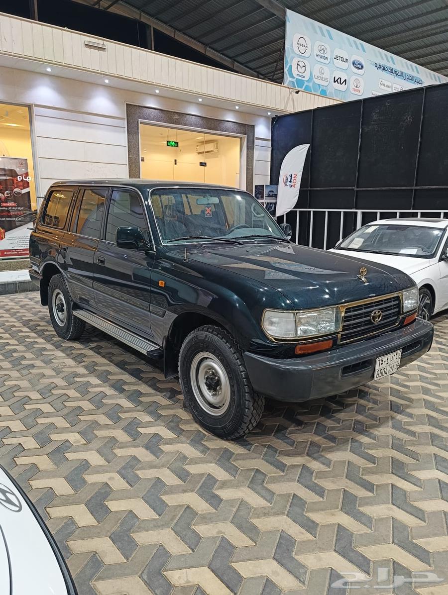 تويوتا لاندكروزر صالون GXR64530571834754110