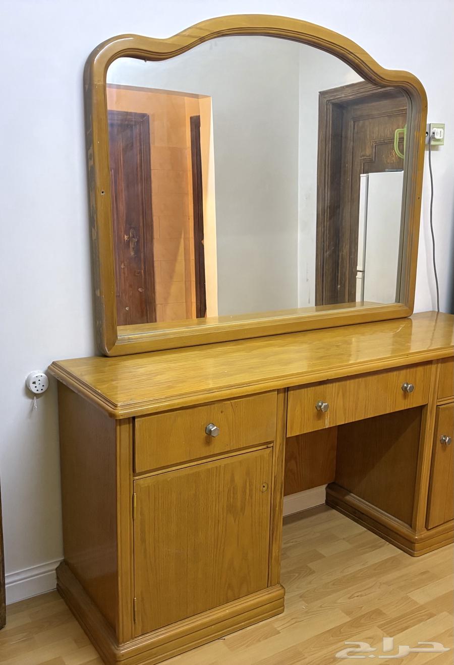 تسريحه ومرايا للبيع64384078918659110