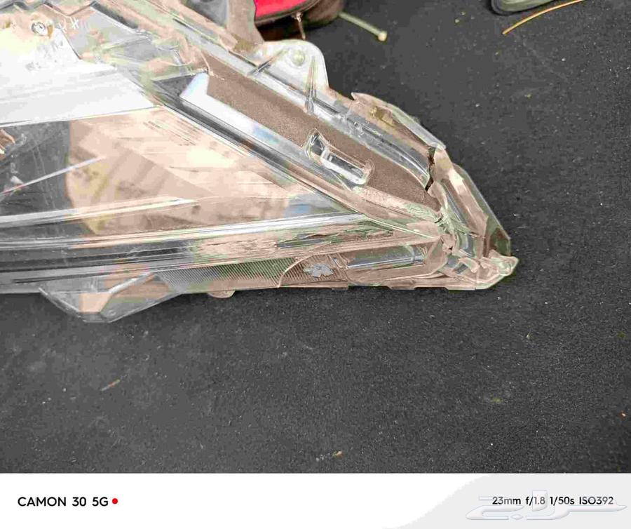 انوار يارس وكالة الأيمن يوجد به كسر خفيف ولا يوجد عيوب أخرى64521440234626113