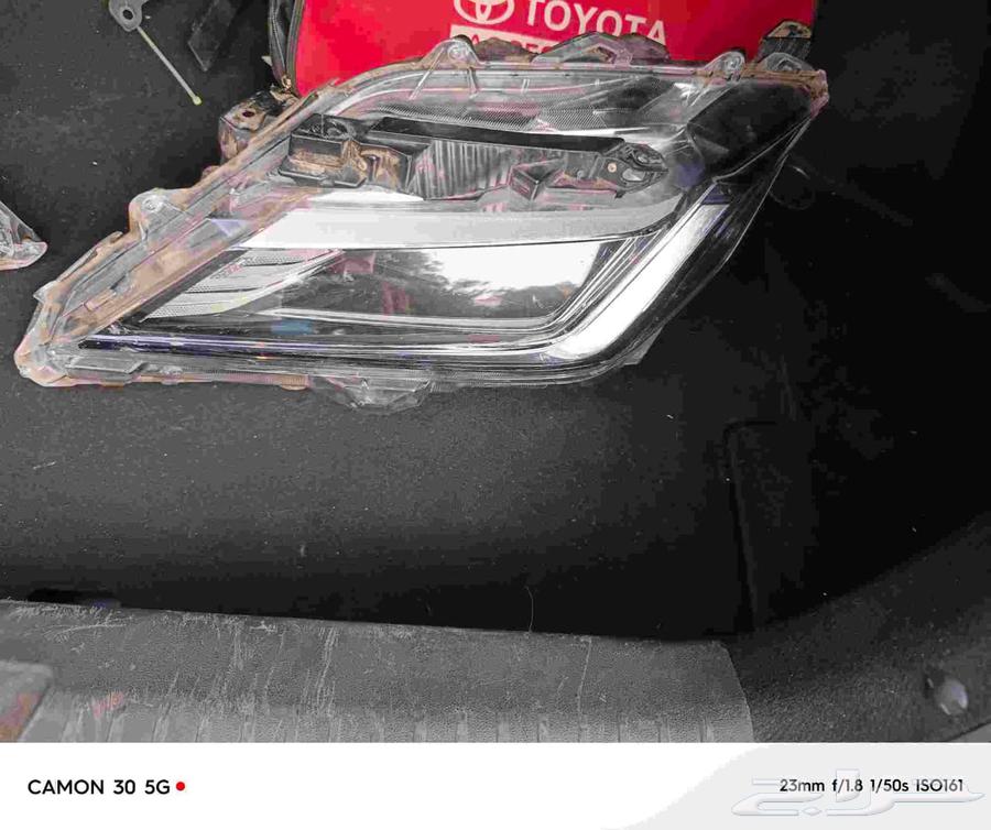 انوار يارس وكالة الأيمن يوجد به كسر خفيف ولا يوجد عيوب أخرى64521440234626111