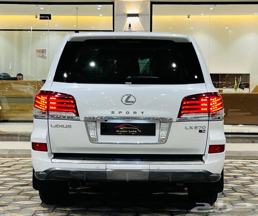 Lexus 2013 LX570 S (Excellent Condition)64523344323841113